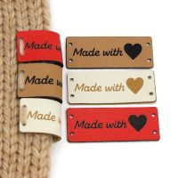 20Pcs Leather Labels Hand Made With Love Tags For Clothing Handmade Labels Knitting Hats Bags Gifts Garment Accessories 2x5CM Stickers Labels