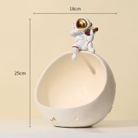 1Pcs Astronaut Figurine Storage Box Key Storage Resin Home Decor Art Sculpture Living Room Table Figurines