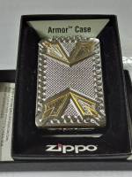 ZIPPO  ARMOR CASE  28808   DAGGER ผลิตปี2014   สีเงิน ผิวโครเมี่ยม  ลายแกะลงเนื้อลึกๆ  ตัวถังหนาพิเศษ1.5เท่า   ของใหม่  มาพร้อมกล่อง  รับประกันของแท้