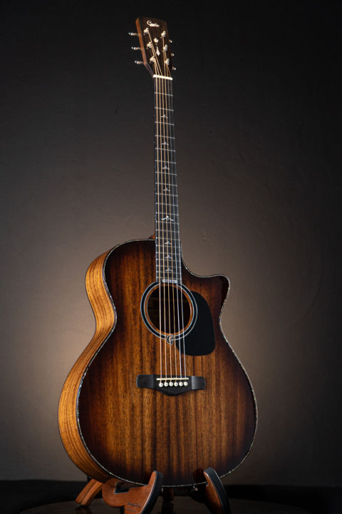 กีตาร์โปร่งไฟฟ้า-gusta-grand-koa-acoustic-electric-guitar