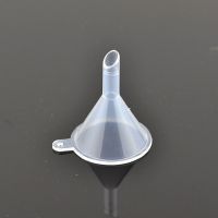 【CW】 Hot 10pcs/lot Filling Empty Bottle Packing Tool For Travel Plastic Mini Small Funnels For Perfume Liquid Essential Oil Splitter