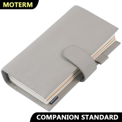 Moterm Companion Journal สมุดบันทึกขนาดมาตรฐานกระเป๋าถือแท้มีกระเป๋าด้านหลังและเข็มกลัด