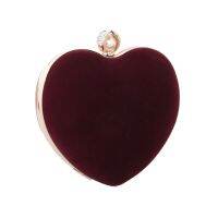 18x17CM Velvet Heart-shaped Dinner Bag With Diamonds And Pearls Women Clutch Bag Velvet Hard Box Chain Bag A7522