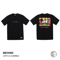 unisex BEHIND CLOTHING เสื้อยืดลาย “LIFE’S A GAMBLE