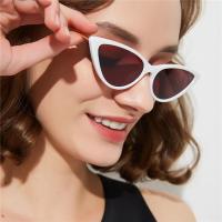 Small frame Retro cat sunglasses women luxury brand black round sun glasses men classic eyewear small f sexy shades FML