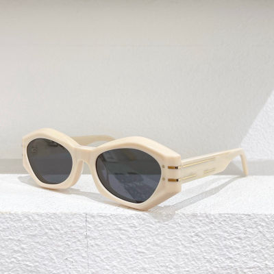 Polygonal Small Square Frame Monochrome Lens Black Womens Sunglasses B1U Fashion Mens High Quality Glasses Anti-UV400