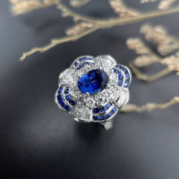 Sapphire Diamond Ring แหวนเพชรแซฟไฟร์ แซฟไฟรืแท้สีน้ำเงินธรรมชาติ(Royal Blue) ประดับด้วยเพชรแท้น้ำ96-97 และตัวเรือนเป็นทองขาว18k