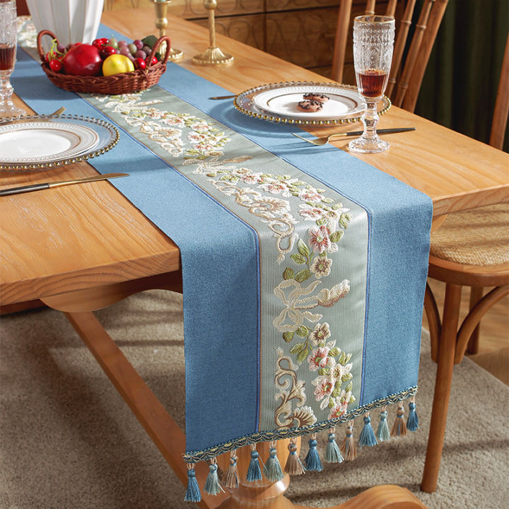 Luxurious Jacquard Blue Table Runners Embroidery and Splicing ...