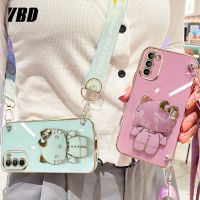 เคสสำหรับโมโตโรล่าโทรศัพท์กระจกแต่งหน้า YBD Moto G52 2022 G82 G42 G71S เชือกยาวขายึด Hello Kitty สำหรับการใช้ร่างกายแบบโซโรส