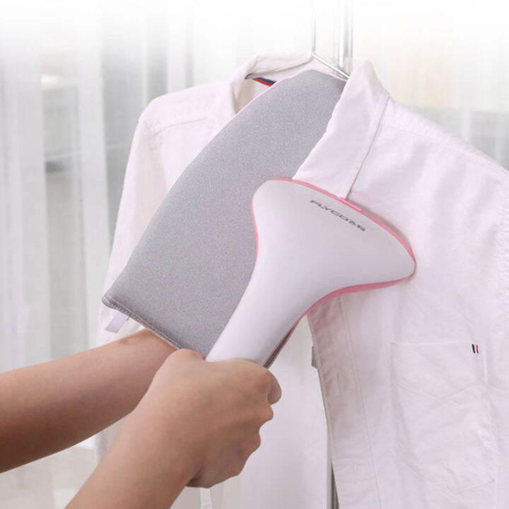handheld-ironing-pad-ironing-board-with-finger-loop-portable-anti-steamer-mitt-ironing-mat-sleeve-garment-steamer-heat-resistan