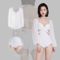 The New Hot Style Swimsuit Female Conjoined Long-Sleeved Sexy Pure Wind To Show Thin Red Belly Network Bubble Spring Bathing Suit