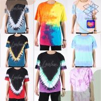 เสื้อยืดผู้ชายเท่ๆ เสื้อยืดผู้ชายวัยรุ่น LOOKER - TIE DYE เสื้อมัดย้อมสุดชิค ทรงโอเวอร์ไซต์ Unisex ผลิตจากเนื้อผ้าCotton 32 เนื้อนุ่ม เสื้อยืดผู้ชายเกาหลี