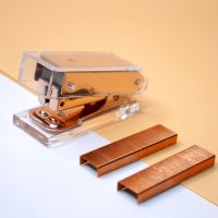 [HOT BYIIIXWKLOLJ 628] Rose Gold Mini Stapler Set 960Pcs Staples Paper Binder Stationery Office Binding Tools อุปกรณ์การเรียน