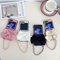 เคสลายผีเสื้อหรูหราพร้อม Flip5 Z สายคล้องสำหรับ Samsung Galaxy ทนทาน Flip5เคสโทรศัพท์ป้องกันฝาพับ5