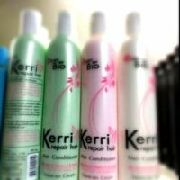 ??Green Bio Kerri Repair Hair ครีมปรับสภาพผม เคอร์รี่ รีแพร์ 300ml. ช่วยป้องกันผมแห้ง ผมเสีย แตกปลาย โดยไม่ต้องล้างออก