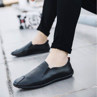 รองเท้าผู้ชายลื่น Work Shoes Men Casual Shoes รองเท้าหนังสุภาพบุรุษ รองเท้าแฟชั่น ผู้ชาย ลำลองแบบสวม รองเท้าโลฟเฟอ (สีดำ) รุ่น