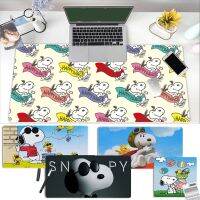 การ์ตูน - Snoopy Dog Mouse Pad สกินที่กำหนดเองสำหรับนักเล่นเกม แผ่นรองเมาส์ขนาด แผ่นรองเมาส์ที่กำหนดเอง CS GO PUBG