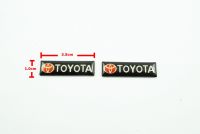 ป้ายโลโก้ เลซิ่น TOYOTA ดำ ขนาด 3.5.X1.0 cm ติดตั้งด้วยเทปกาวสองหน้าด้านหลัง