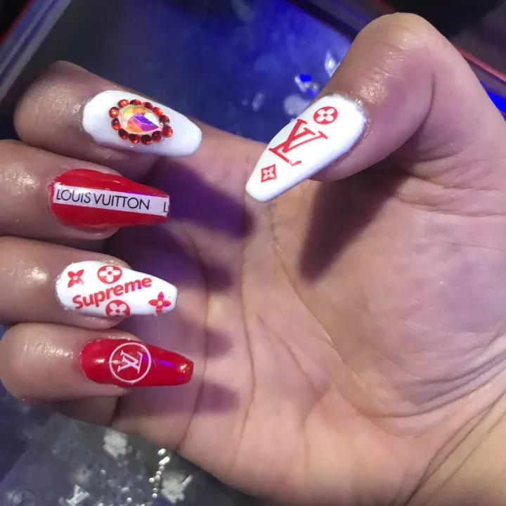 supreme lv nails