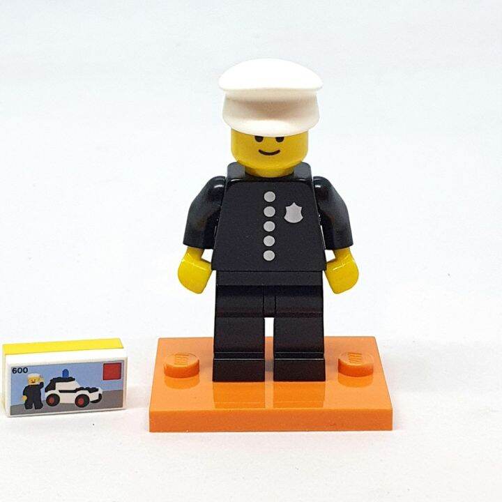 UXG265 1978 Classic Police Officer, Series 18 LEGO Collectible ...