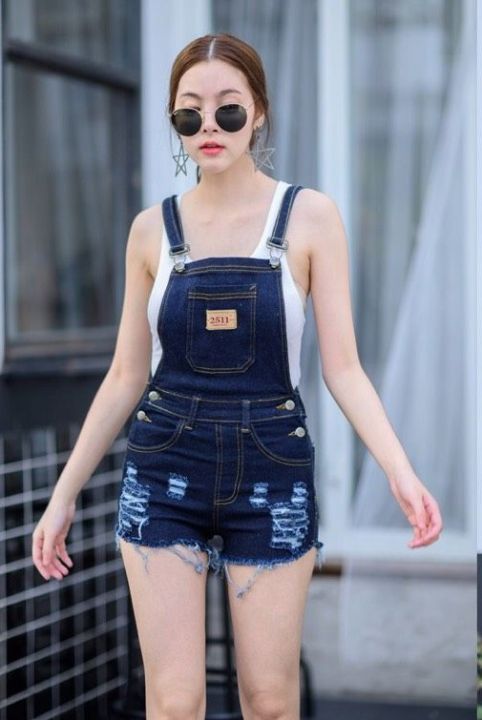 2511-jeans-by-araya-ชุดเอี้ยมยีนส์-เอี๊ยมยีนส์ขาสั้นสะกิดขาด-กางเกงยีนส์ขาสั้น-แบรนด์2511-jeans