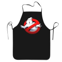 [HOT P] ผ้ากันเปื้อนลายตลกโลโก้ Ghostbusters สำหรับชายหญิงภาพยนตร์ตลกผู้ใหญ่ใช้ได้ทั้งชายและหญิงเชฟครัวผ้ากันเปื้อนชุดตั้งโต๊ะทำอาหารอบสวน