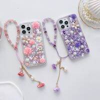 เคสโทรศัพท์ข้อมือไข่มุกดอกไม้คริสตัลสำหรับ iPhone 12 13 14 11 Pro 7 8 Plus X Max XR S22 Samsung Galaxy S21 S23 FE อัลตร้าโน้ต20