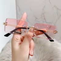 Fashion Rimless Rectangle Sunglasses Woman Vintage Brand Design Sun Glasses Female Metal Frameless Gradient Square Eyewear