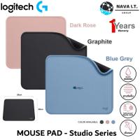 NP  Logitech Mouse Pad Desk Mat Studio Seriesแผ่นรองเมาส์ขนาด 20x23 ซม พร้อมฐานกันลื่นและดีไซน์ก แผ่นรองเมาส์ สวยๆ