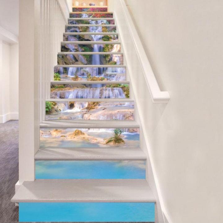 Để biến cầu thang nhà bạn trở nên tuyệt đẹp và đầy ấn tượng, tranh dán cầu thang 13 bậc 3D sẽ là một lựa chọn thú vị. Với hiệu ứng 3D sống động, những bức tranh này không chỉ tạo thêm sự sinh động cho ngôi nhà của bạn mà còn mang lại cảm giác thư giãn và thỏa mái cho cả gia đình.