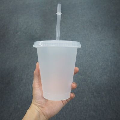 【High-end cups】 16ออนซ์/24ออนซ์1/5ชิ้นนำมาใช้ใหม่ถ้วยแก้วพลาสติกที่มีฝาปิดใสฟางถ้วยแก้วกาแฟสำหรับร้านกาแฟ Drinkware ของขวัญคริสต์มาส
