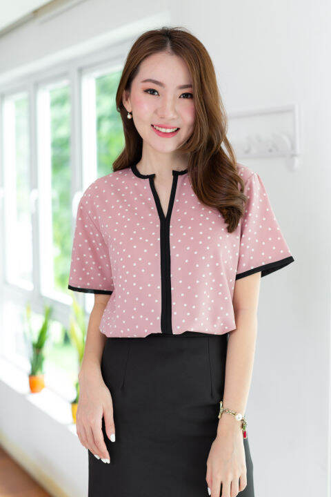 narinari-mn0115-dot-black-hem-top