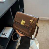 Vintage Feel Tofu Bag Han Faner Trendy Fashion Shoulder INS Harajuku Solid Color Ladies Messenger 【AUG】