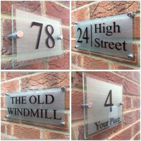 【LZ】卐  MODERN HOUSE SIGN PLAQUE DOOR NUMBER STREET GLASS EFFECT ACRYLIC SILVER NAME