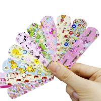 【LZ】◑  Desenhos animados band-aid impermeável para crianças gesso de primeiros socorros ataduras autoadesivas remendo de ferida na pele Curitas Patches 100pcs por pacote