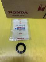 ซีลข้อเหวี่ยงฝั่งจานไฟ แดช LS  แท้เบิกศูนย์HONDA 91202-KBP-901 ส่งฟรี