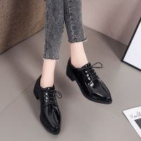 ❃ Boots British style Brogue casual shoes autumn and winter plus velvet small leather shoes 2020 new thick heel retro shoes