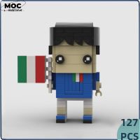 Azzurri สร้อยข้อมือกีฬา Moc บล็อกตัวต่อทีมฟุตบอลอิตาลีอิฐรุ่นเทคโนโลยีของเล่นอิฐทำด้วยตนเองสำหรับเด็ก II