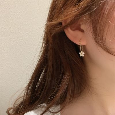 [COD] Korean Dongdaemun chain flower 925 earrings diamond stud exquisite light luxury ins femaleTH