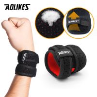 ₪℡ AOLIKES Adjustable Wrist Compression Strap and Wrist Brace Sport Wrist Support for Fitness Weightlifting BasketballTendonitis