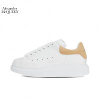 [กล่องเดิม] Alexander McQueen รองเท้าผ้าใบ รองเท้าผ้าใบ รองเท้าวิ่งผู้ชายและผู้หญิง - สีเหลืองอ่อน