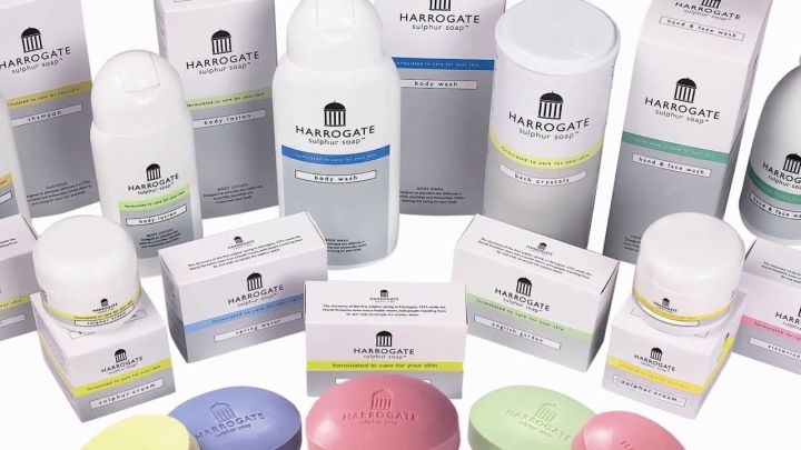 harrogate-shampoo-แชมพู-ฮาร์โรเกต-จากอังกฤษ-ลดความมัน-เชื้อราบนหนังศีรษะ-บำรุงเส้นผม-มีกลิ่นหอม-150ml-250ml