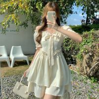 พร้อมส่ง ?? Monbi dress เดรสคอเหลี่ยมแขนสั้นสีครีม (IN37103)