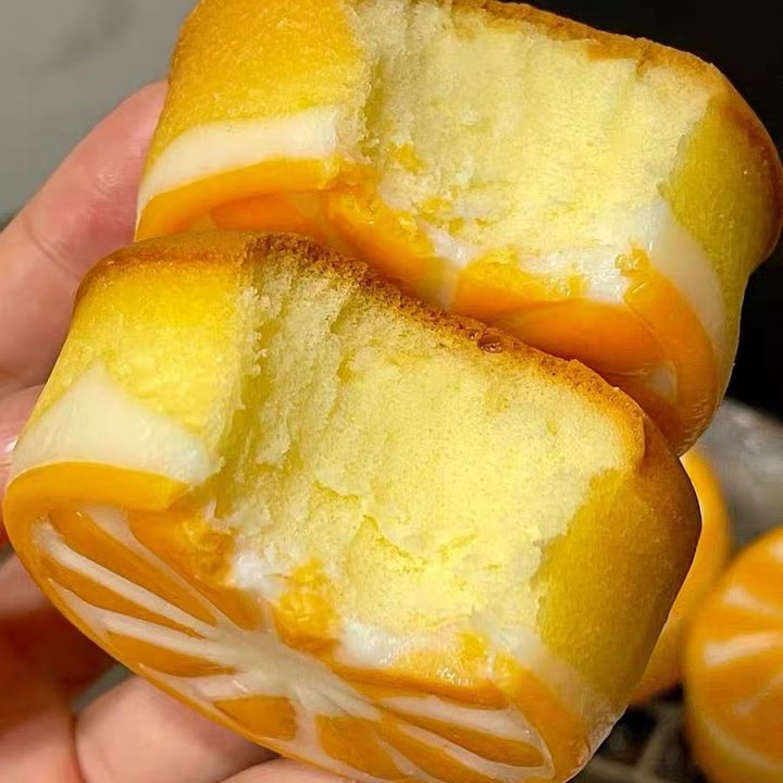 a1-pudding-and-cake-เค้กส้ม-หอมครีมส้ม-ด้านหน้าเค้กเป็นพุดดิ้งนม-และน้ำส้มแท้-100-เค้กนุ่ม-หอมนม-ได้รสชาติของส้มแท้ๆ-อร่อยเข้ากันมาก