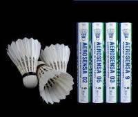 AS-20 AS-30 AS-40 AS-50 AS-05สำหรับการแข่งขันลูกขนไก่แบดมินตันลูกขนไก่ (12ชิ้น)