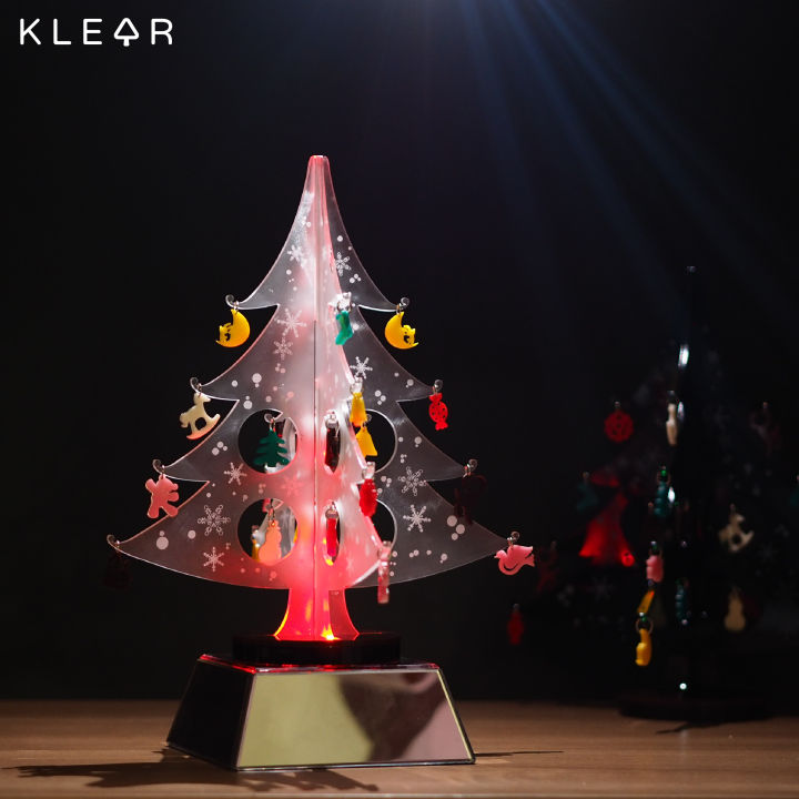 klearobject-christmas-tree-with-light-ต้นคริสต์มาสมีไฟ-ไร้สาย-ใส่ถ่าน-aa-ต้นคริสต์มาสปลอม-ผลิตจากอะคริลิค-ของขวัญปีใหม่-ของขวัญ-เทศกาลปีใหม่-ของตกแต่ง