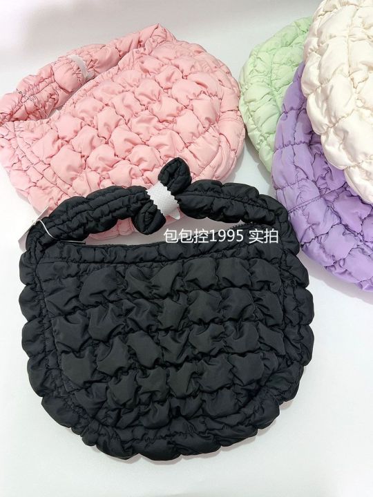 2023-new-summer-korean-flash-micro-mini-pleated-cloud-bag-womens-all-match-lightweight-portable-shoulder-bag