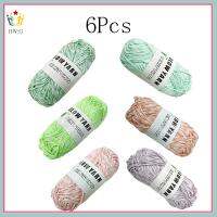 HWSJ 6 Rolls Muti-Color ไหมพรมถักเรืองแสง เรืองแสงในที่มืด โพลีเอสเตอร์ เส้นด้ายสำหรับตัดเย็บ สวยดีครับ อัปเกรด เส้นด้ายถักโครเชต์ งานฝีมือศิลปะ DIY