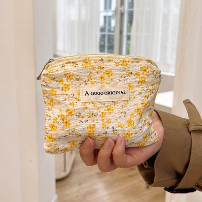 กระเป๋าสตางค์ Tas Kosmetik มีซิปลายดอกไม้กระเป๋าเงินแบบลำลองแบบนุ่มใส่ลิปสติ๊กแบบ Air Cushion กระเป๋าเก็บของกระเป๋าแต่งหน้าแบบพกพา