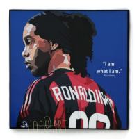 Ronaldinho โรนัลดินโญ่ บราซิล บาร์เซโลน่า บาร์ซ่า รูปภาพ​ติด​ผนัง​ pop art พร้อมกรอบและที่แขวน ฟุตบอล​ กรอบรูป​​ รูปภาพ แต่งบ้าน